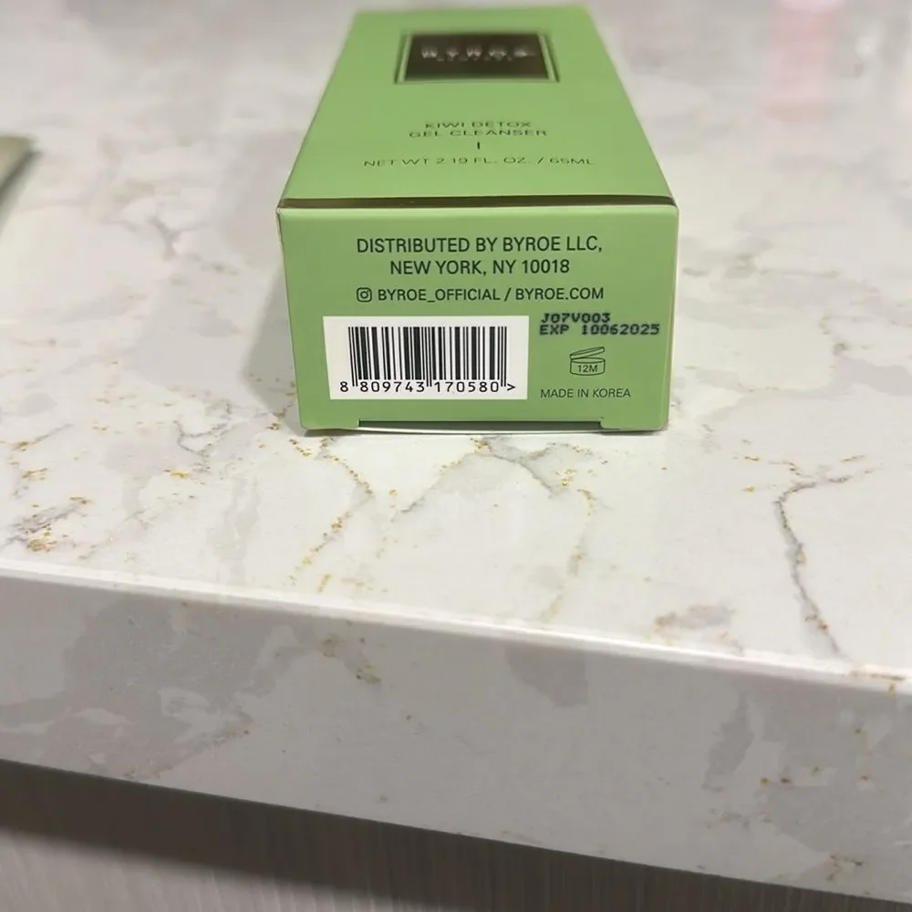 Byroe New York Kiwi Detox Gel Cleanser